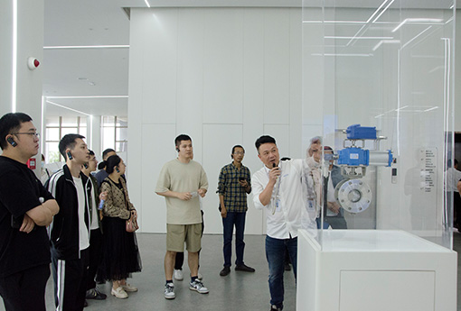 热点新闻 | 热烈欢迎华福证券投资者走进浙江z6com尊龙开展投资者教育活动